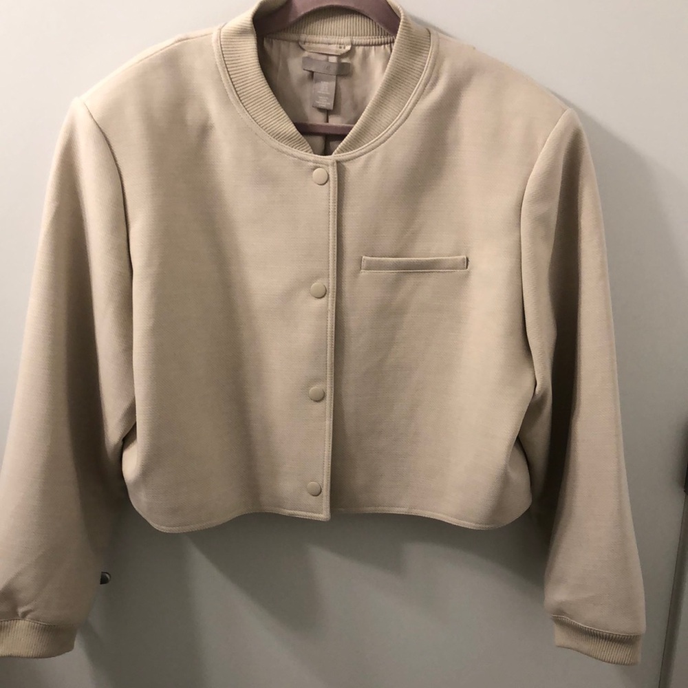 H&M Women's Dressy Bomber Jacket in Tan Size XL Excellent Condition